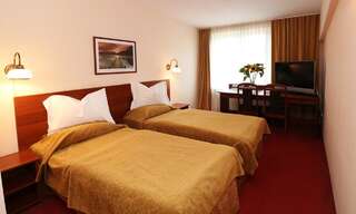 Отель Hotel Adria Румя Двухместный номер с 1 кроватью-1